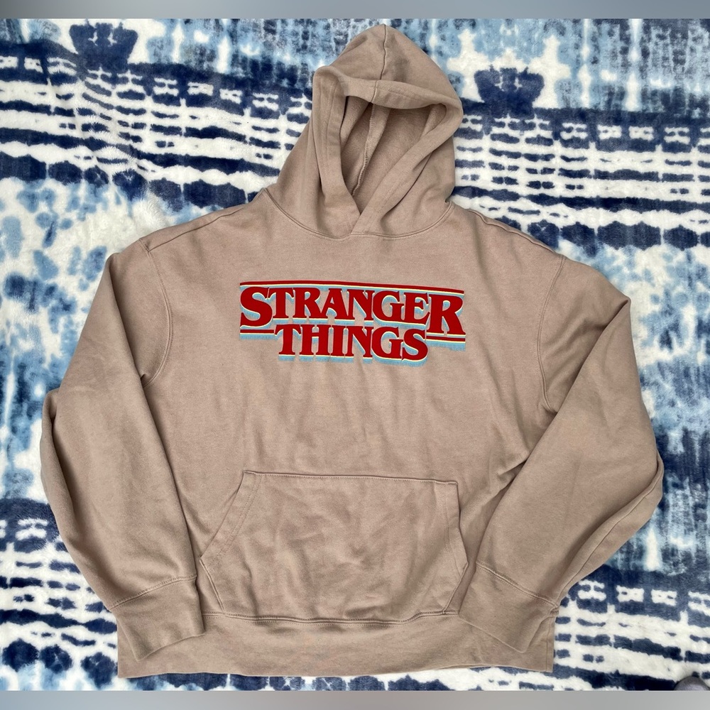 STRANGER THINGS 🔥 ultra soft & cozy Size XL
